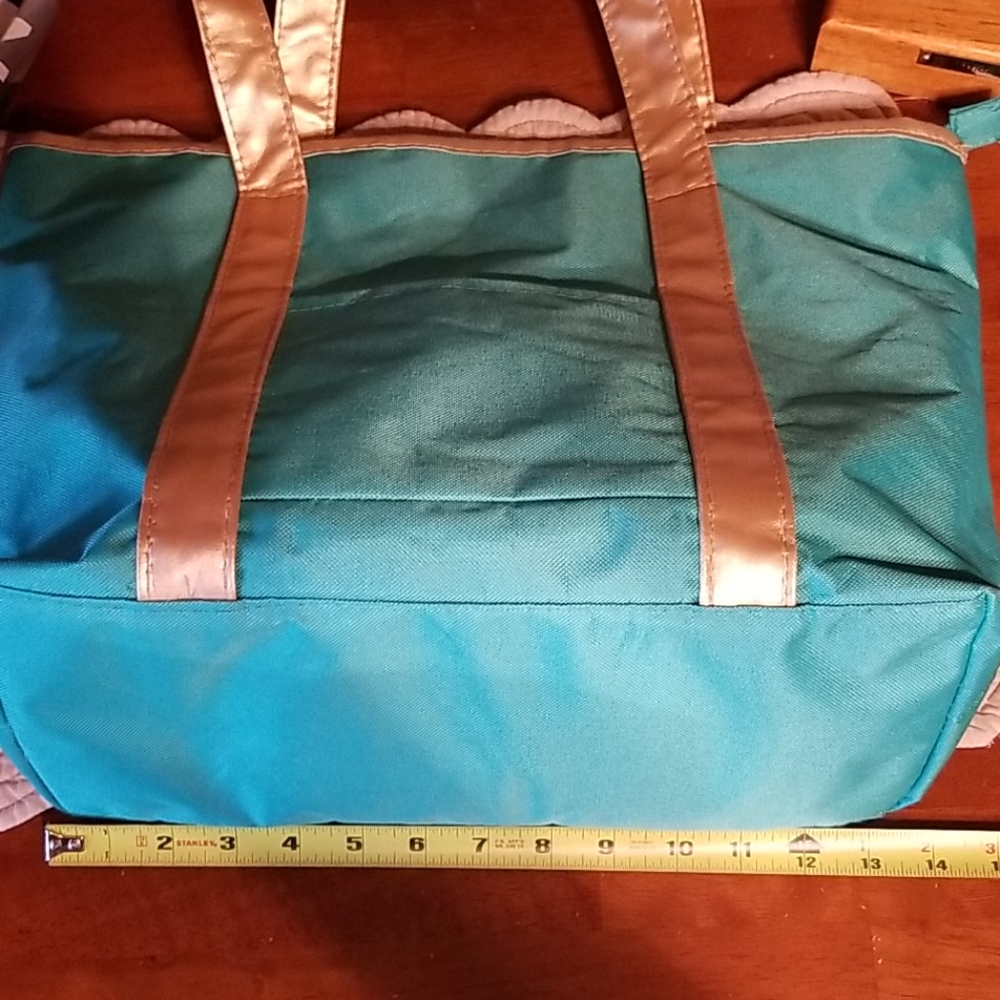 New Directions Tote. NWOT. - Picture 7 of 9